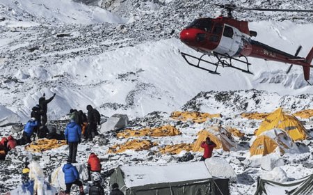 Everest guides ‘secretly poisoned’ climbers to trigger costly helicopter rescues’ as part of £15m scam