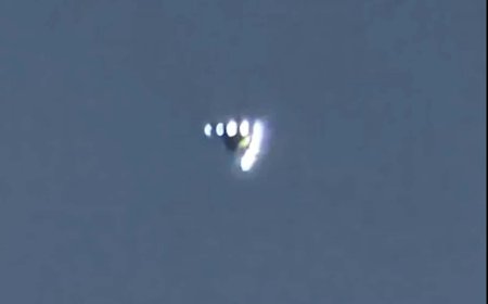 Haunting moment mystery V-shaped UFO hovers over Los Angeles in eerie vid as witness says ‘light was bigger than stars’
