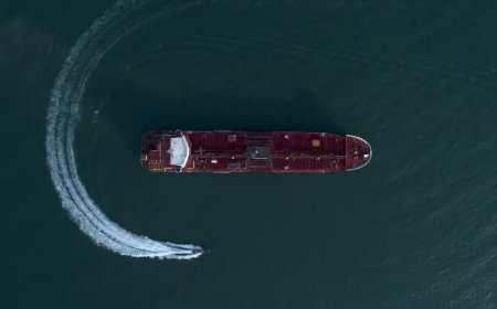 Nine-hundred Tankers Went “Dark” To Slip Through Hormuz Blockade
