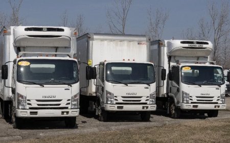 Robotic Vehicles Deliver Junk Food To Humans
