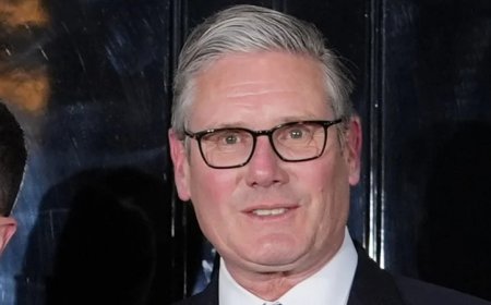 Starmer Calls For Spyware On All Phones