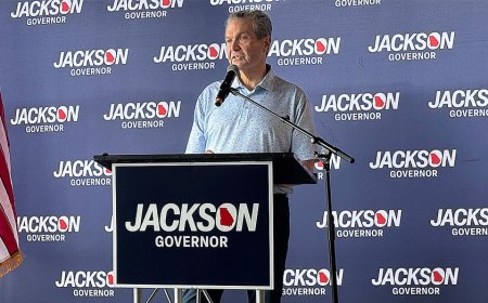 Trump's endorsement fails to save MAGA candidate as billionaire advances in key governor race
