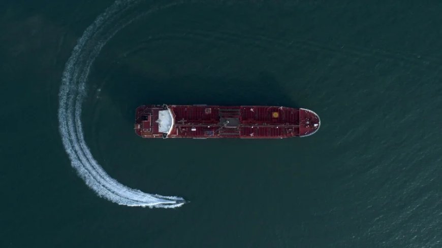 Nine-hundred Tankers Went “Dark” To Slip Through Hormuz Blockade