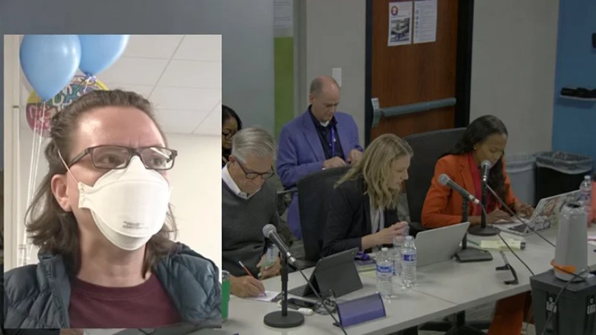 Lesbian Teacher Fired For Having Female Students Kiss, Grading Them On Performance