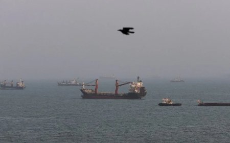 Trump Says US Has Control Over Strait Of Hormuz, Iranian Military Is Decimated, Blockade Is “Wall Of Steel” – Alex Jones Responds!