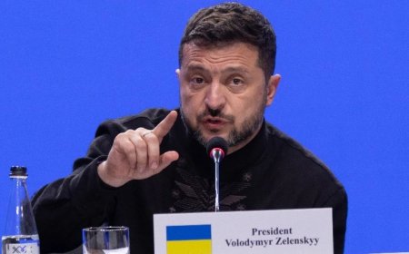 Trump Officials Hold Phone Call With Zelensky